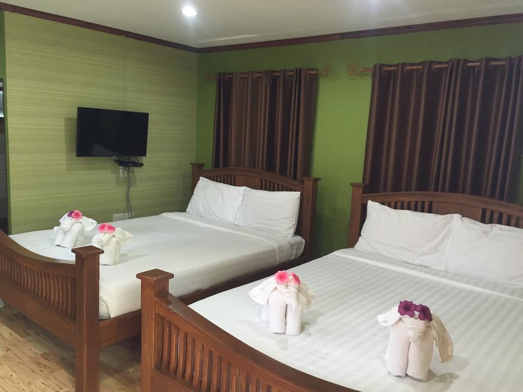111 Resort & Spa Ban Tha Ramat Bagian luar foto