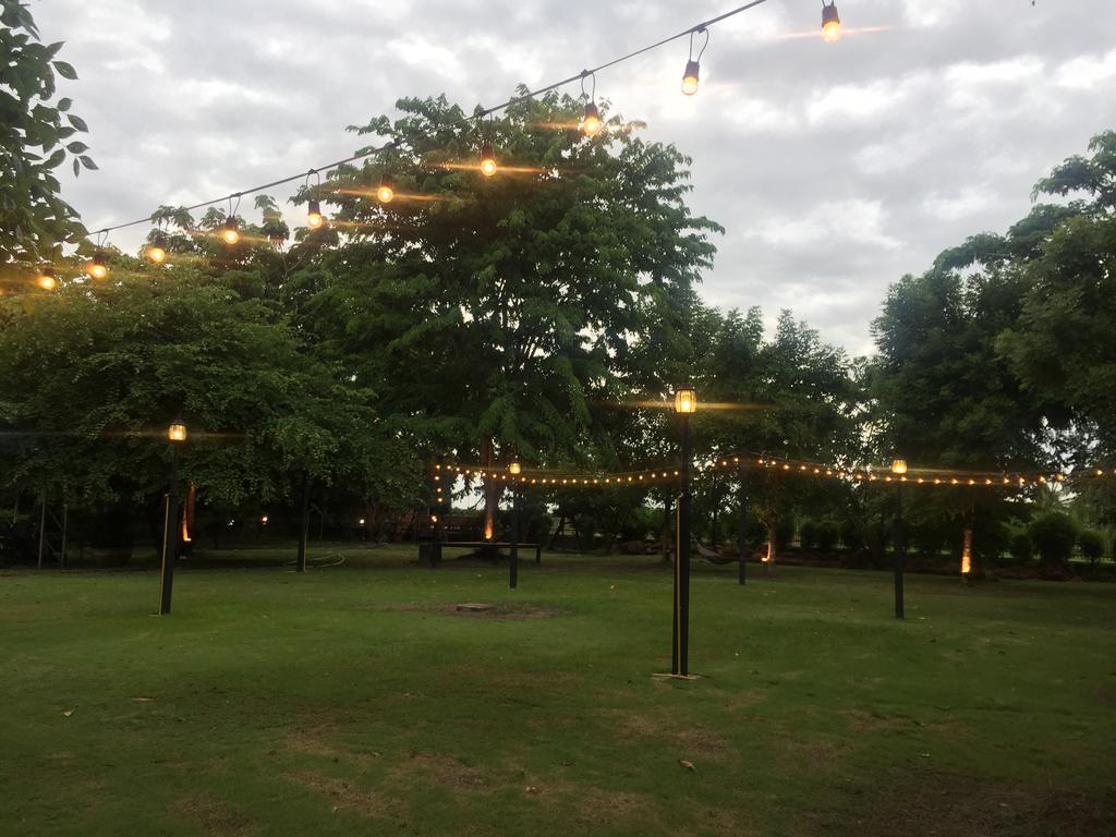 111 Resort & Spa Ban Tha Ramat Bagian luar foto