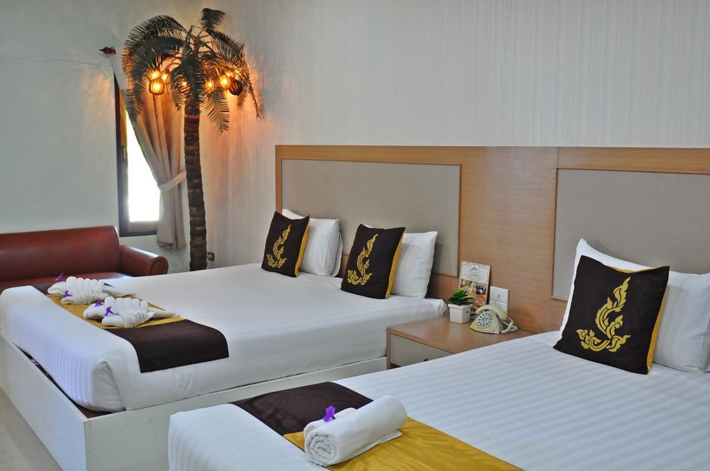 111 Resort & Spa Ban Tha Ramat Bagian luar foto