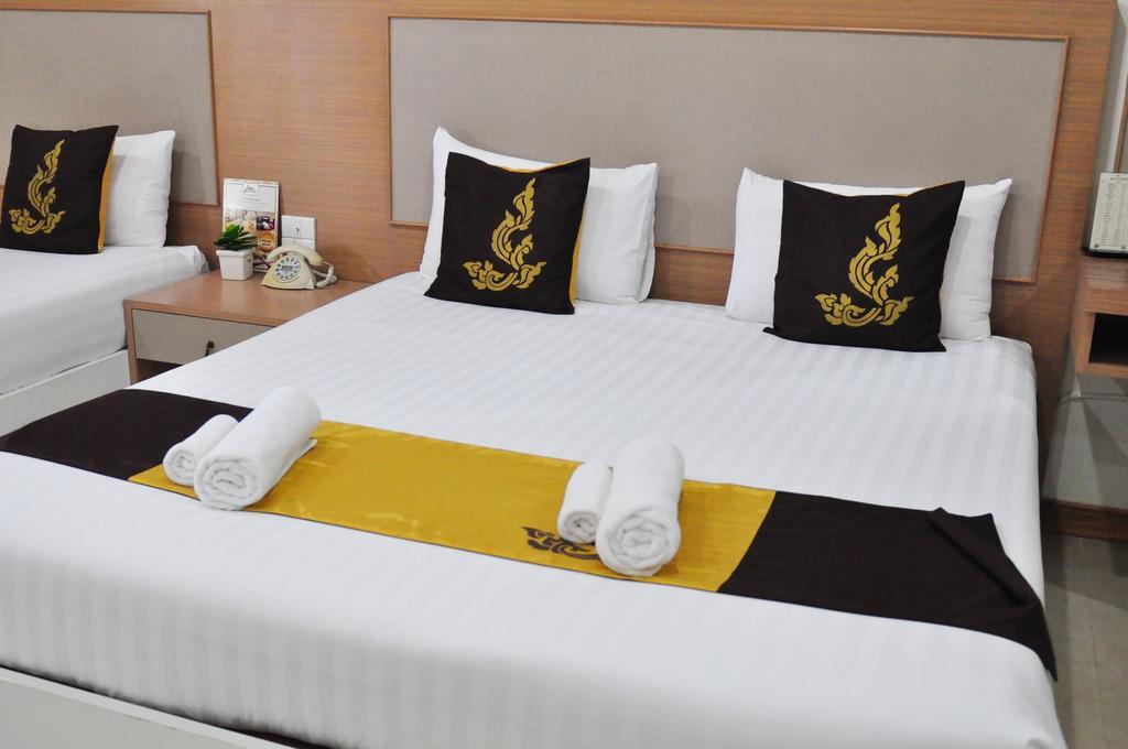 111 Resort & Spa Ban Tha Ramat Bagian luar foto