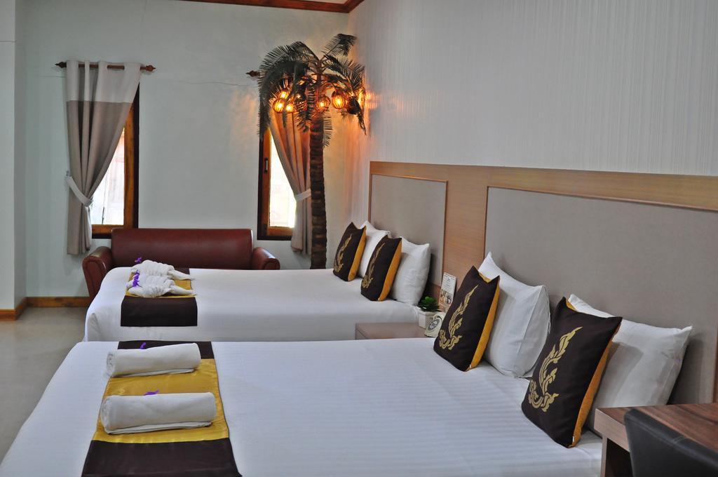 111 Resort & Spa Ban Tha Ramat Bagian luar foto