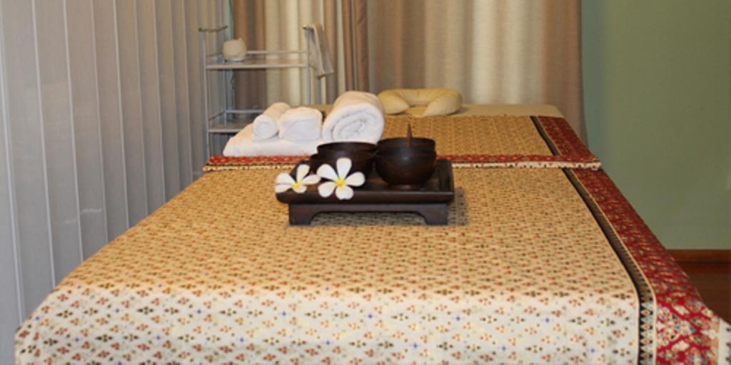 111 Resort & Spa Ban Tha Ramat Bagian luar foto