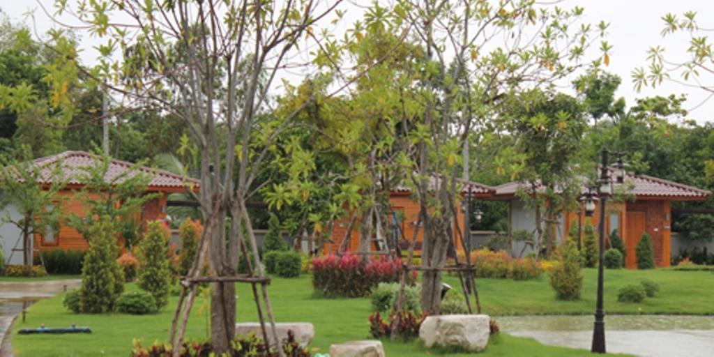 111 Resort & Spa Ban Tha Ramat Bagian luar foto