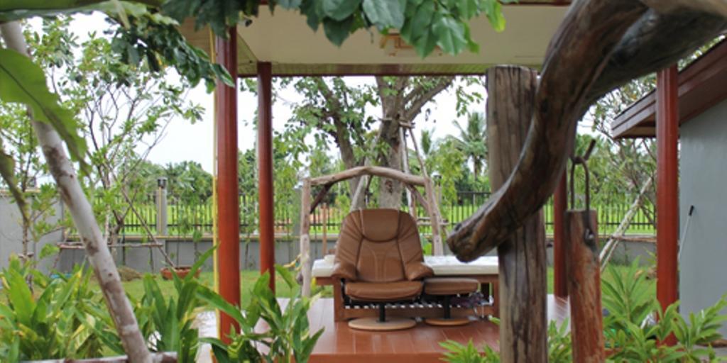 111 Resort & Spa Ban Tha Ramat Bagian luar foto